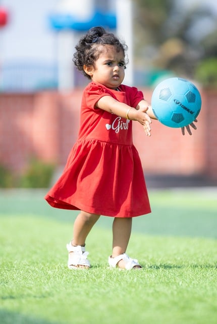 胯下换手运 胯下换手运